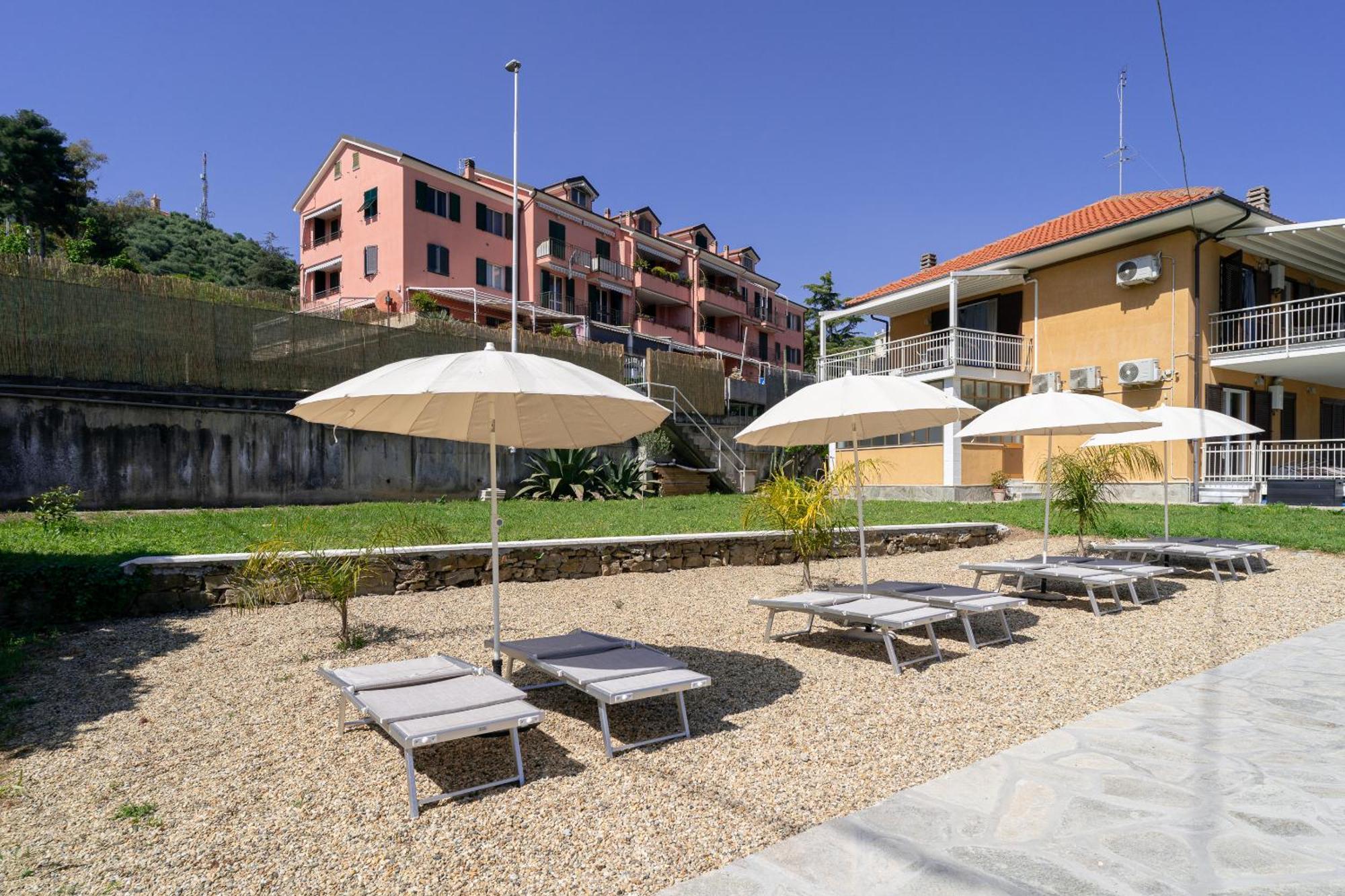 Il Gattino Di Porto - Apt 5 - Bilocale Terrazzo Piscina 임페리아 외부 사진